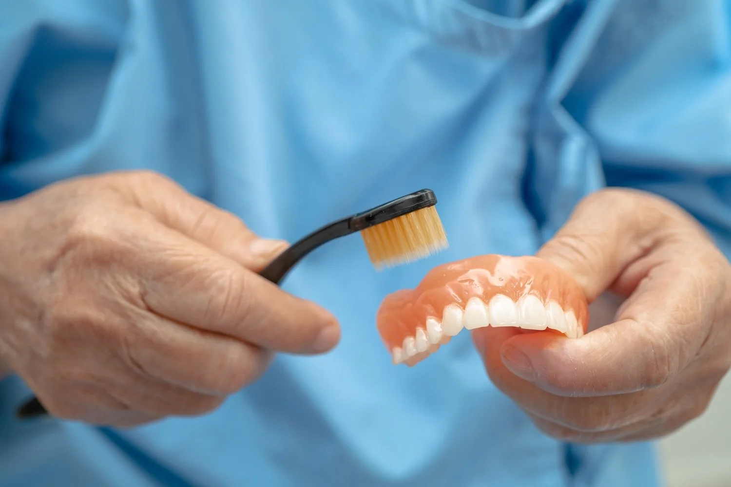 Best Ways to Clean Dentures Safely at Home
